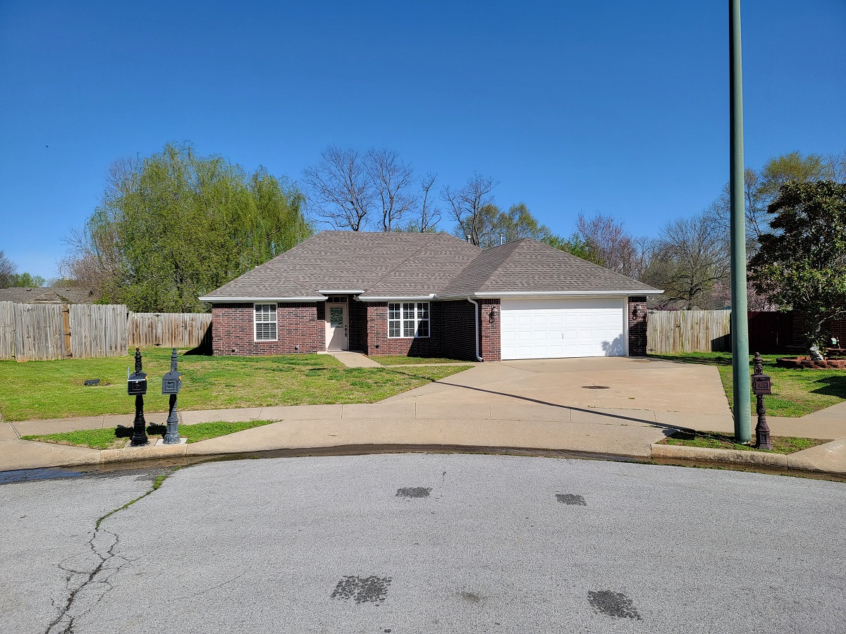 Siloam Springs rental house