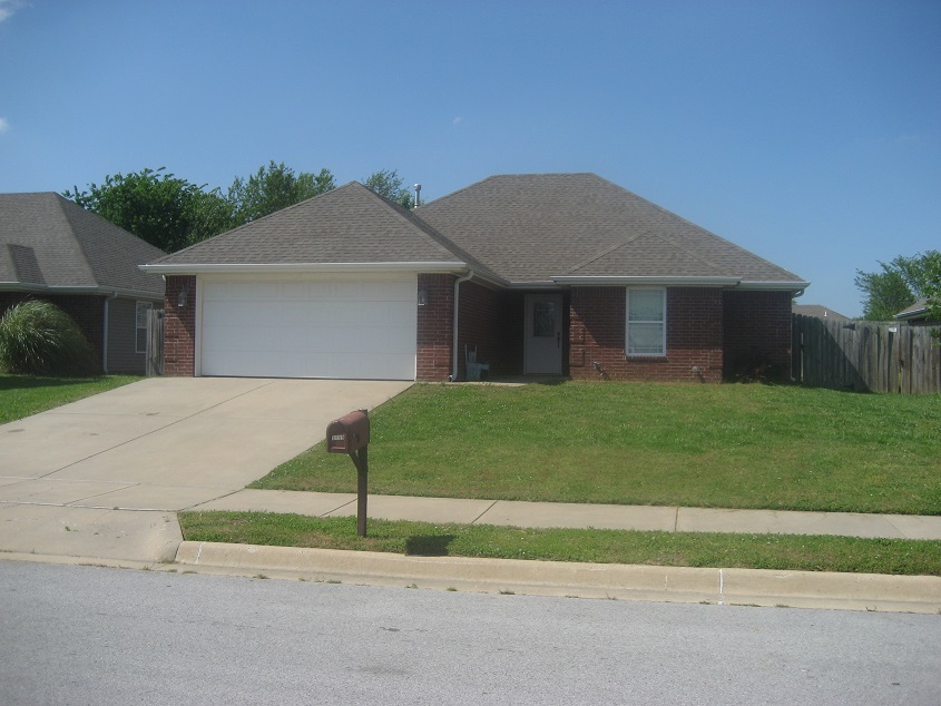 Siloam Springs rental house